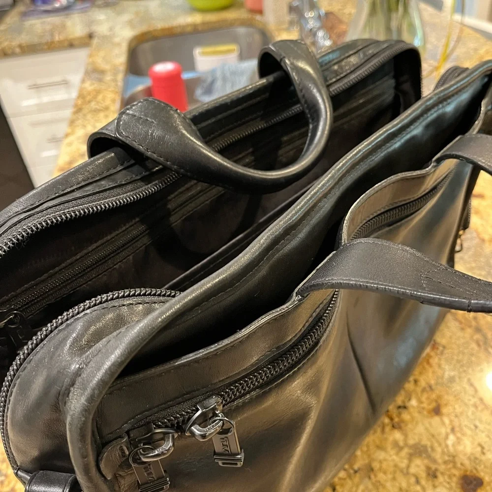 Tumi expandable leather laptop briefcase